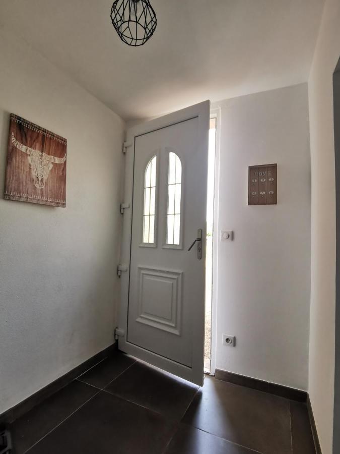 Maison De Vacances L'Hote Champetre Campagne Arlesienne エクステリア 写真
