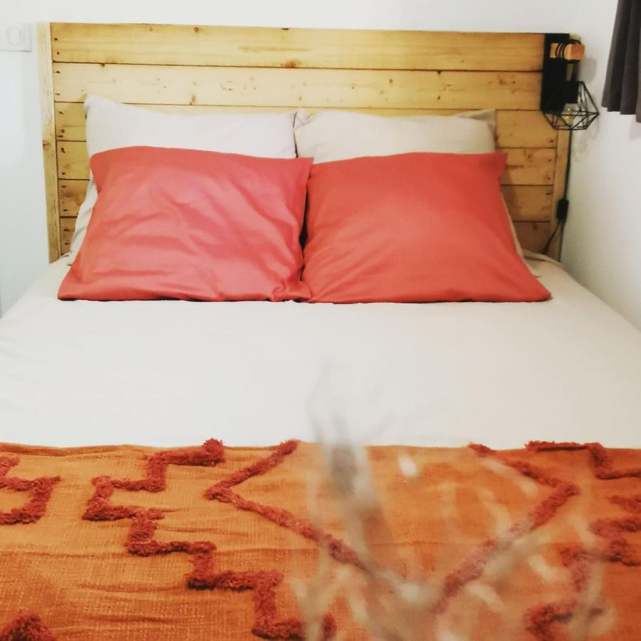 Maison De Vacances L'Hote Champetre Campagne Arlesienne エクステリア 写真