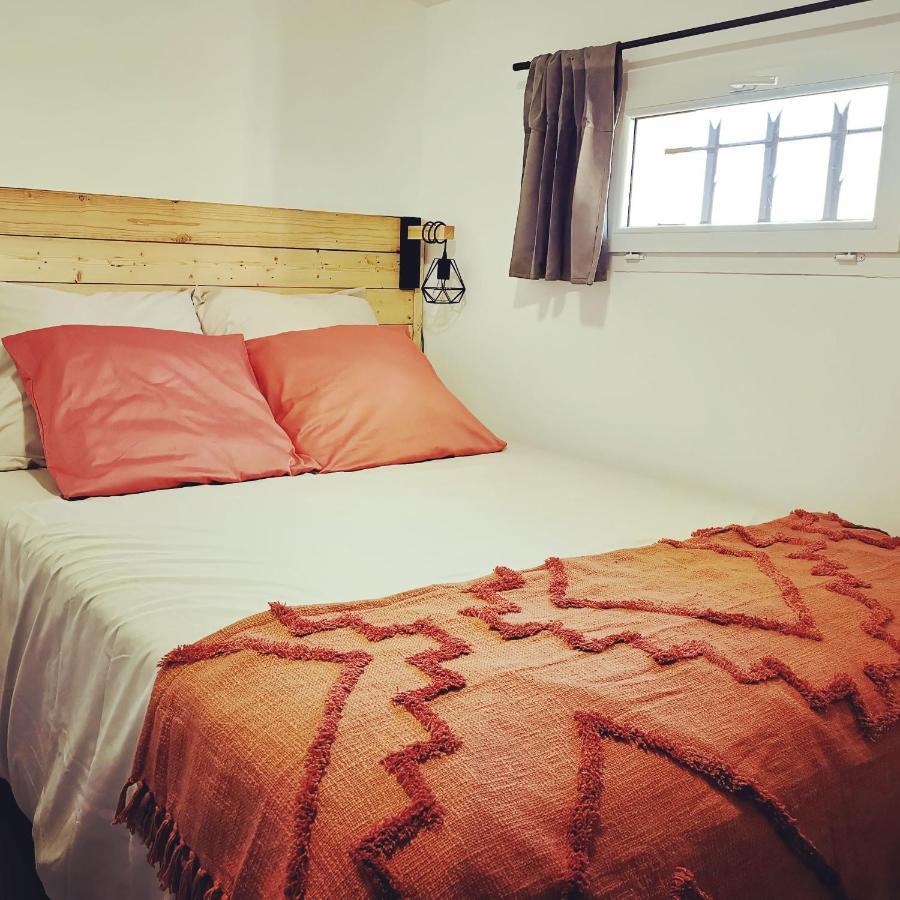 Maison De Vacances L'Hote Champetre Campagne Arlesienne エクステリア 写真