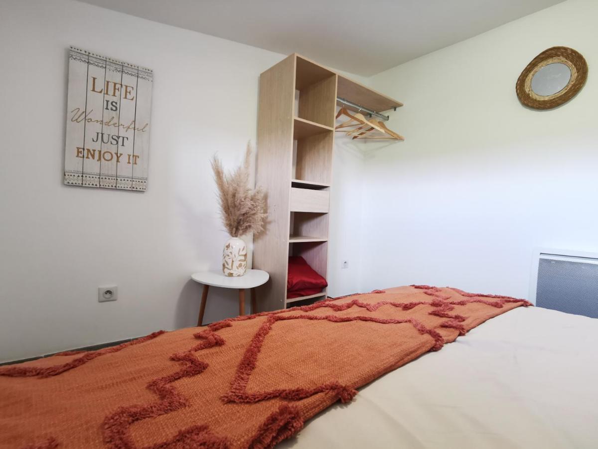 Maison De Vacances L'Hote Champetre Campagne Arlesienne エクステリア 写真